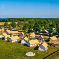 Campingplatz EuroParcs Poort van Maastricht in Limburg, Niederlande