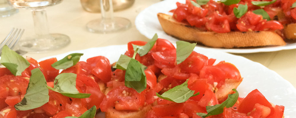 Crustini mit Tomatensalsa