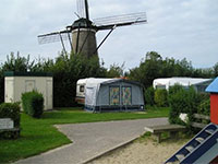 International Stellplatz mit Sanitär