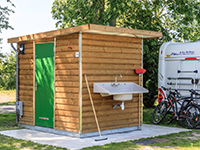 Potten Stellplatz mit privat Sanitär