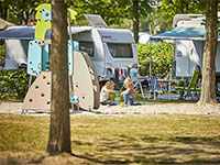 TerSpegelt Stellplatz Kinderbereich