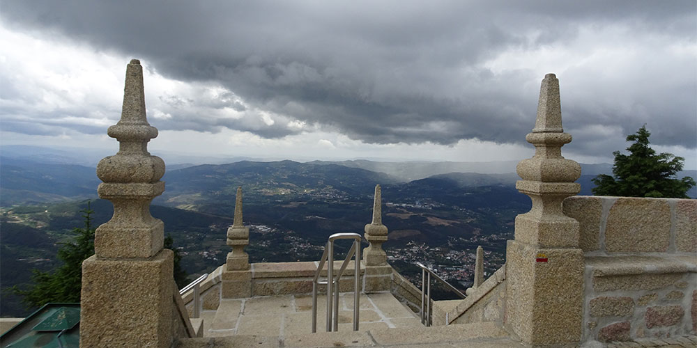 Fernblick von der Kapelle Nossa Senhora da Graca