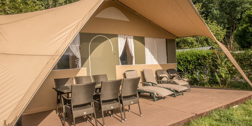 Das Lodgezelt Grand von Rent-a-Tent