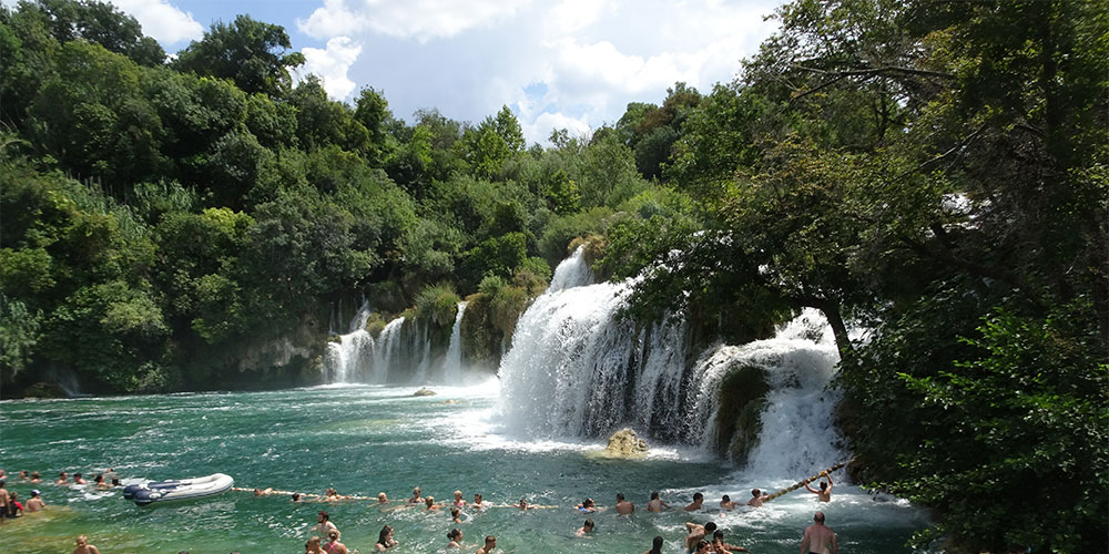 Baden am Kradinski Buk Wasserfall Baden am Kradinski Buk Wasserfall