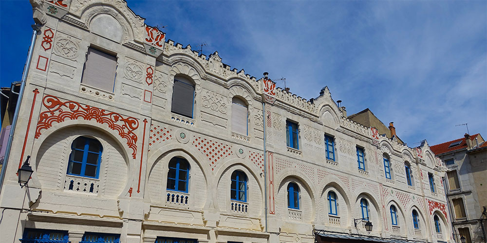 Maison Mauresque – östliche und mittelalterlich anmutende Baustile Maison Mauresque – östliche und mittelalterlich anmutende Baustile