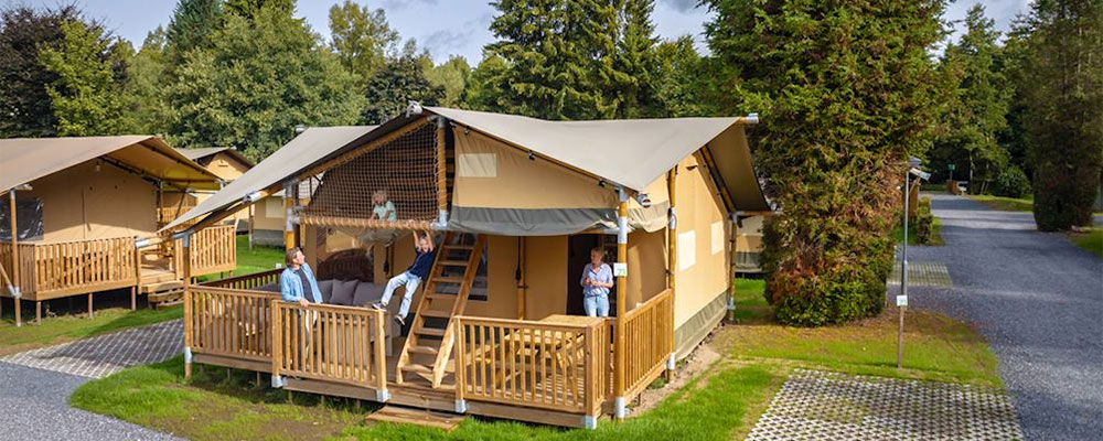 Camping Landal Glamping Neufch&acirc;teau in den Belgischen Ardennen