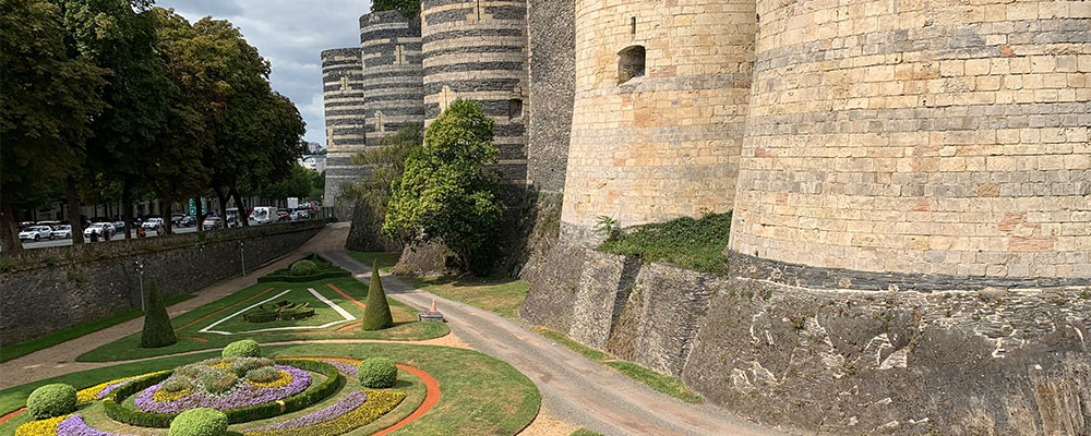 Wehrt&uuml;rme des Schlosses Angers aus dem Mittelalter