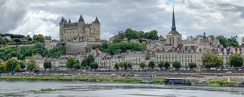 Blick auf das Loire-Schloss Saumur Blick