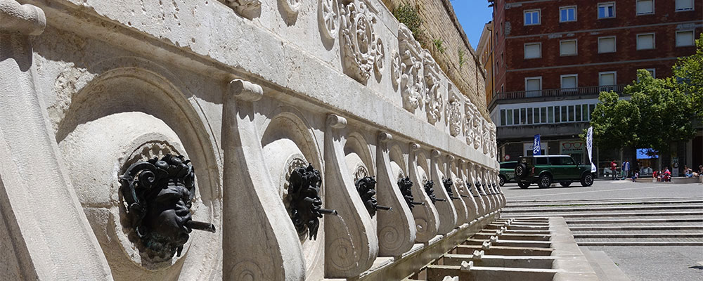 Fontana del Calamo o delle Tredici Cannelle