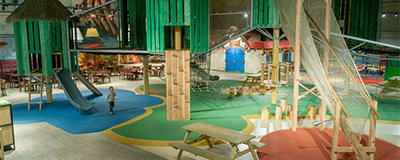 Die Top 10 Ferienparks mit Indoor-Spielplatz in Holland und Deutschland