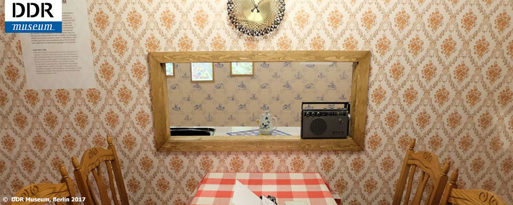 DDR Museum, Plattenbauwohnung 1970