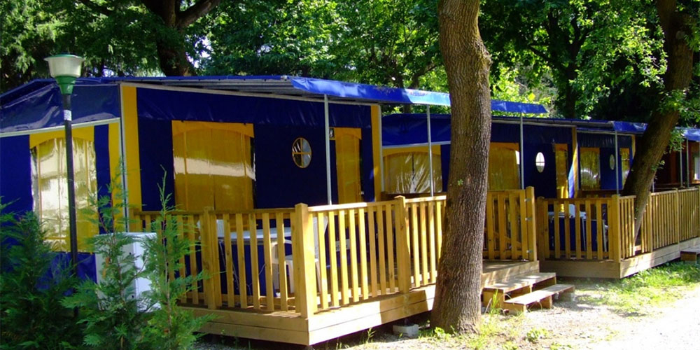 Lodgezelte von Go4Camp auf Camping Lago Maggiore Village Lodgezelte von Go4Camp auf Camping Lago Maggiore Village