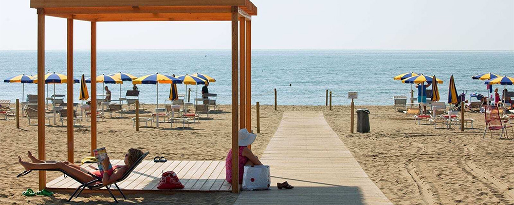 Campingplatz Village Cavallino Beach Sie können auch mit Ihrem Hund am Strand von Cavallino liegen
