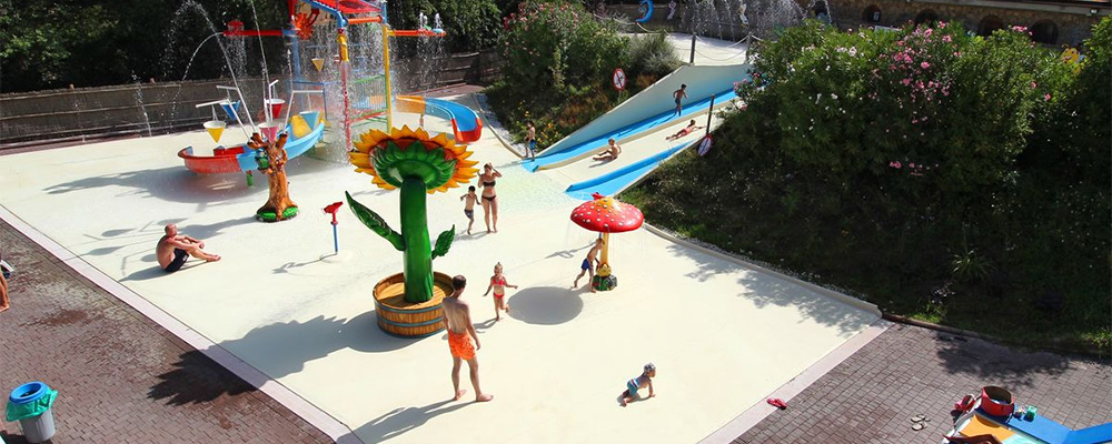 Mit hund nach Le Pianacce Das Schwimmparadies für Kinder in Le Pianacce