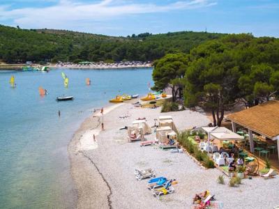 Thumbnail 4 van Arena One 99 Glamping