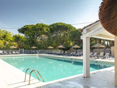 Thumbnail 3 van Le Hameau des Pins