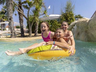 Thumbnail 2 van La Côte de Nacre