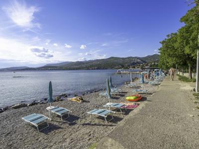 Thumbnail 4 van Klenovica