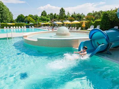 Thumbnail 3 van Le Palme