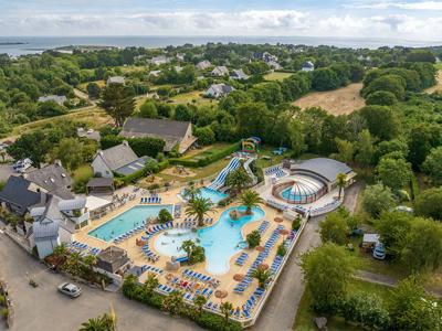 Thumbnail 2 van Les Deux Fontaines