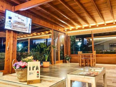 Thumbnail 5 van Prades Park