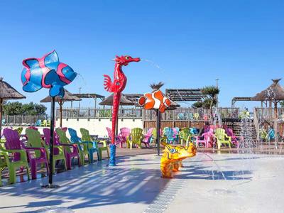 Thumbnail 3 van Beach Garden 