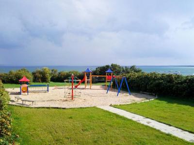 Thumbnail 3 van Knaus campingpark Rügen