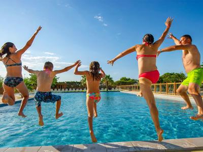 Thumbnail 2 van Novela Port La Nouvelle