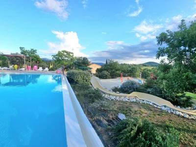 Thumbnail 3 van Domaine de Chadeyron