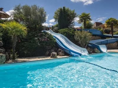 Thumbnail 2 van Domaine de Fromengal