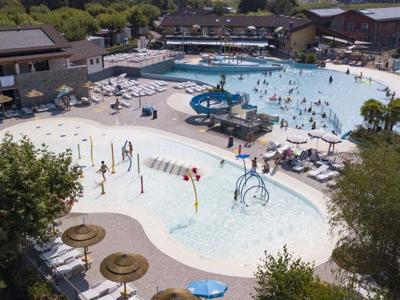 Thumbnail 2 van Continental Village  (Lago Maggiore)