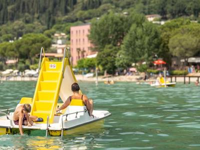 Thumbnail 4 van Serenella