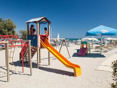 Thumbnail 4 van Adriano Family Village