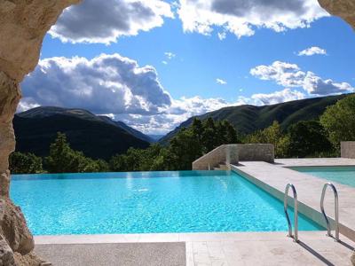 Thumbnail 3 van Il Collaccio